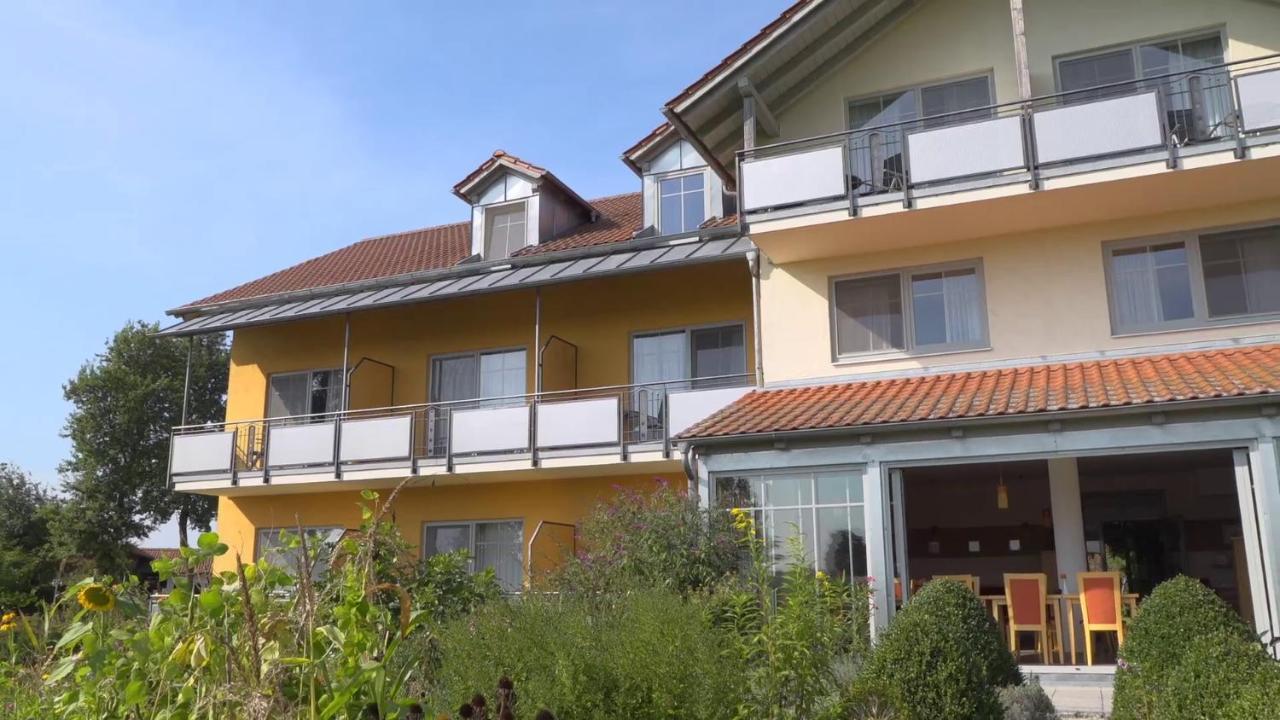 Landhotel Larenzen Kirchham Εξωτερικό φωτογραφία
